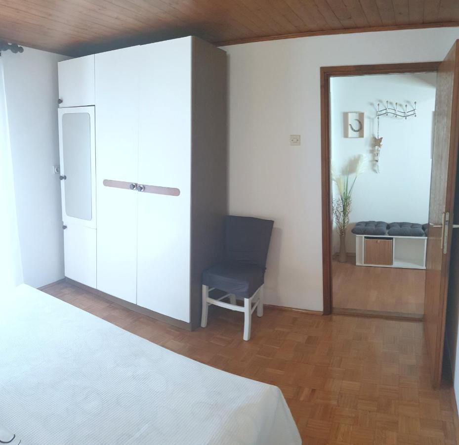 Apartman Lusi Buzdohanj Ngoại thất bức ảnh